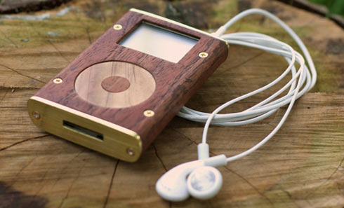 ipod-mini-wooden-case-nr1