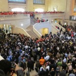 grand central store crowd