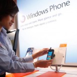 windows phone 7 store display1