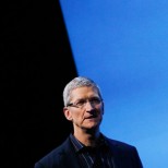 tim cook APPLE philanthropy