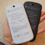 yotaphone white 02 resize