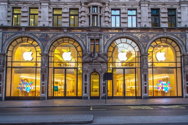 Apple Store Regent Street 1