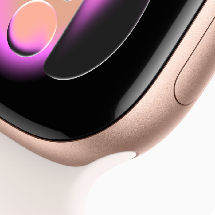 Apple Watch Series 11, 42 мм (MEU44) Умные часы Корпус из алюминия Розовое золото, спортивный ремешок Румянец  M/L