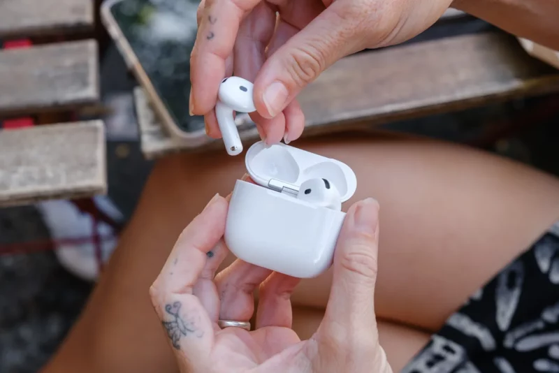 airpods 4