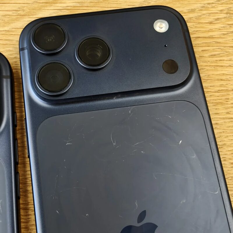 iPhone 17 Pro и iPhone 17 Pro Max царапаются мгновенно! 4 1500x2000
